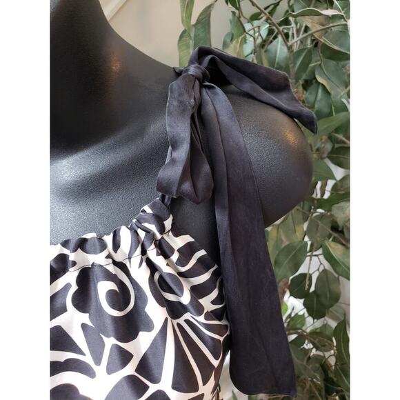 White House Black Market  Silk Sleeveless Dress Black/White Geometric Print 0 - Picture 4 of 10